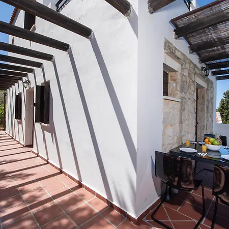 בית נופש Olivia חאניה